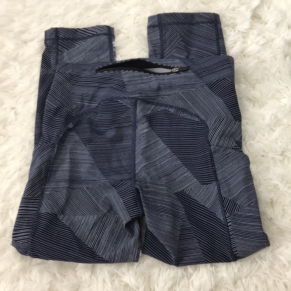 Lululemon Speed Up Crop (21") Etch Hail Midnight - Picture 4 of 6